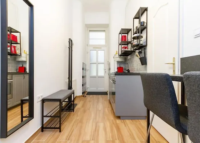 Kazinczy Gem Studio 7Th District Haven By Nw
