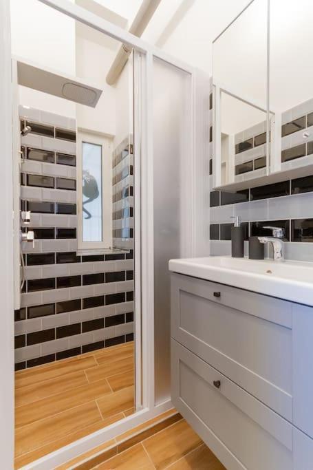 Kazinczy Gem 7th District Haven By Nw Apartman
